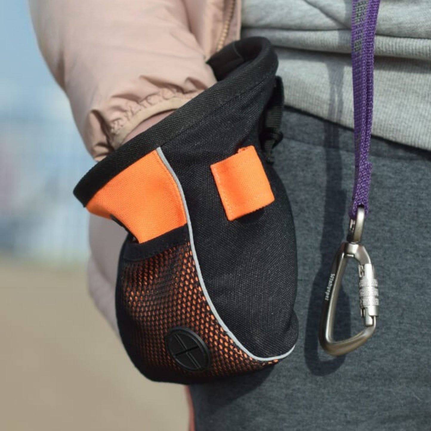 Field Treat Holder - Orange